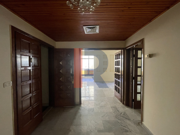 R9-4049 200m² 3-Bedroom Apartment for Sale in Maarad Tripoli — Photo 3 of 14