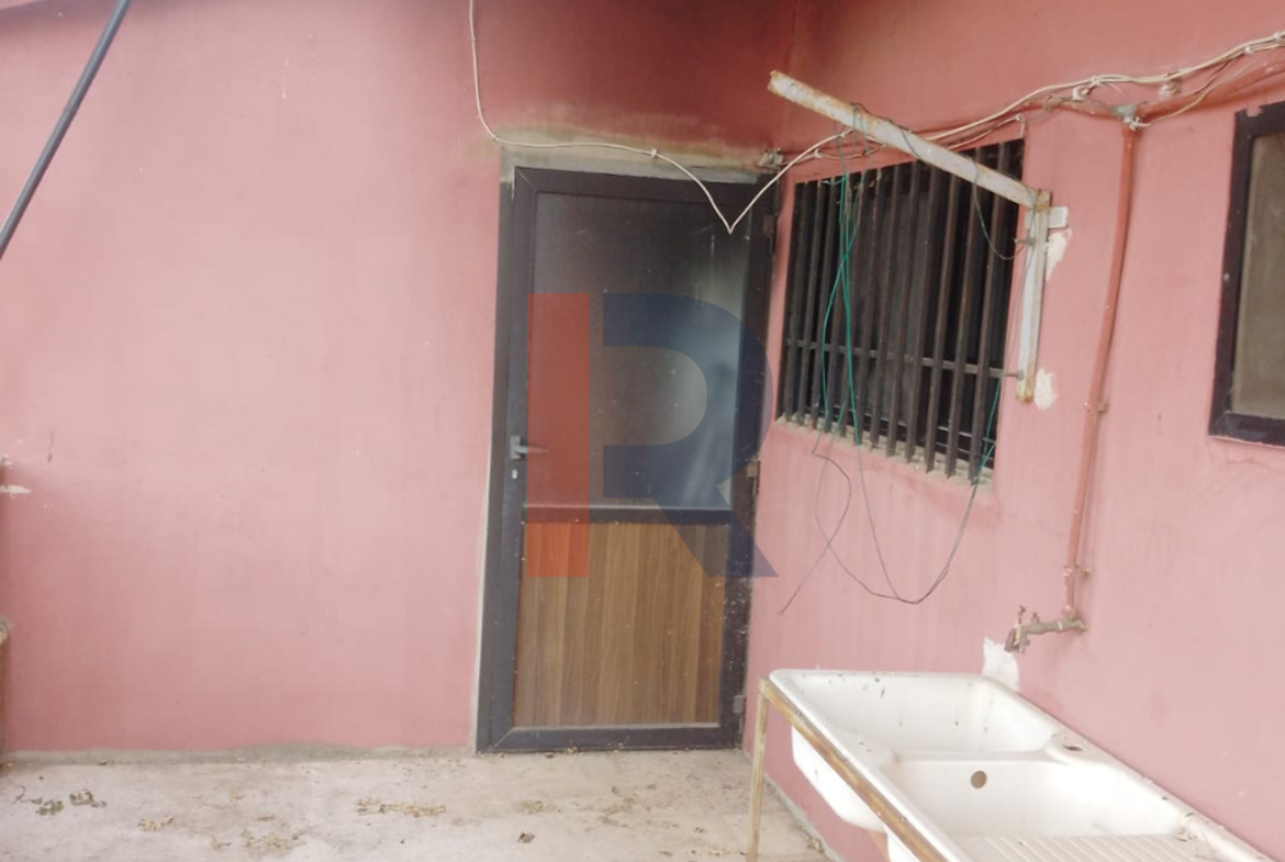 R9-4051 2,250m² Land with 2-Story Building for Sale in El Noura Akkar — Photo 3 of 12