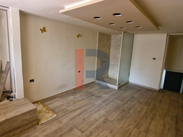 R9-4052 Well-Decorated 2-Floor Shop for Rent on Nakabet El Ateba Street Tripoli — Photo 3 of 5