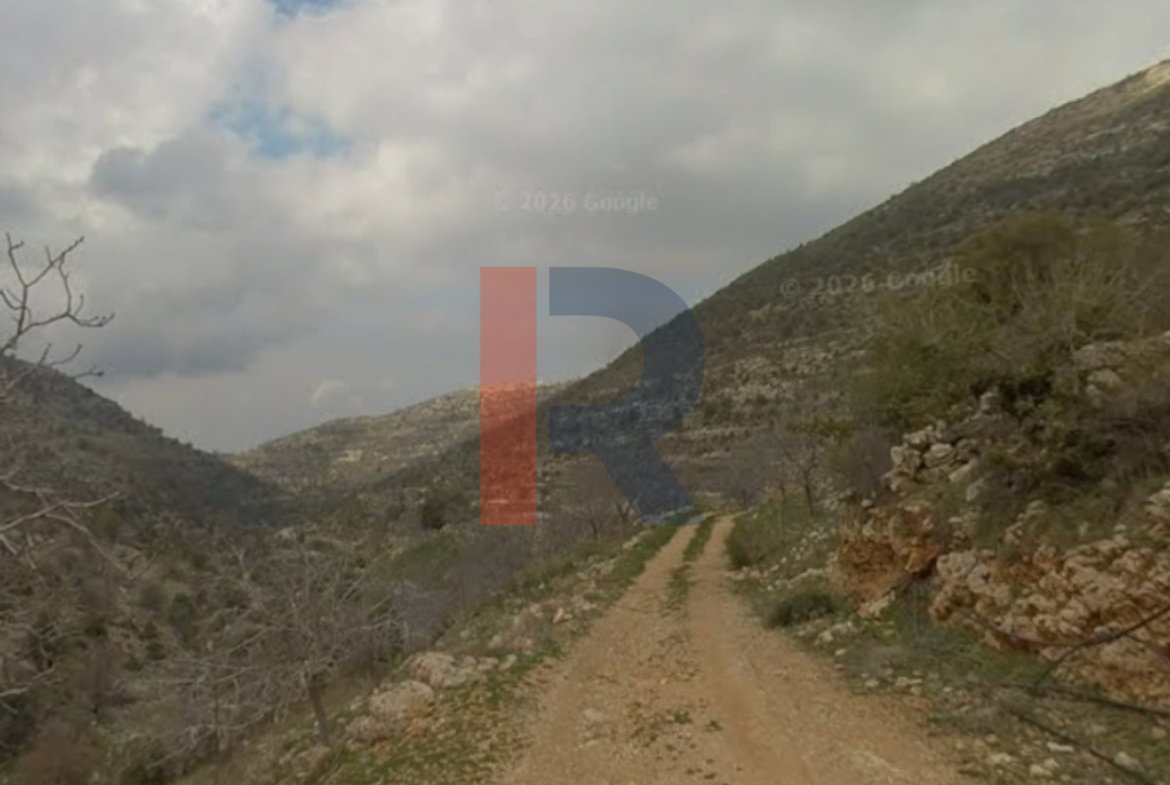 R9-4053 2,280m² Serviced Land for Sale in Bqaa Sefrine Danniyeh — Photo 3 of 3