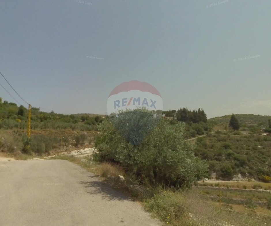 R9-4025 1,257m² Land for Sale in Ijd Ebrine Batroun | Zoning 25/50 ارض 1257م للبيع في إجد عبرين البترون تصنيف 25/50 — Photo 3 of 4