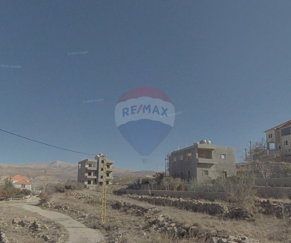 R9-4008 Land for Sale in Dahr El Matian Zahle | 3,475 m² | Villa Zone with Panoramic Mountain Viewأرض للبيع في ضهر الميتان زحلة | 3,475 م² | منطقة فلل وإطلالة بانورامية — Photo 4 of 4