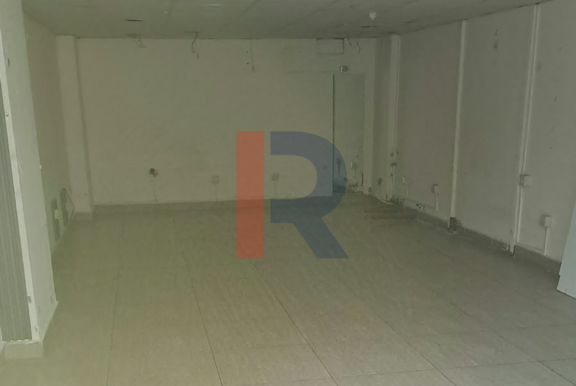 R9-4067 100m² 2-Floor Retail Shop for Rent on Azmi Street Tripoli | 1 Facade — Photo 4 of 4