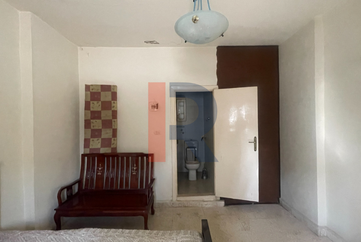 R-4032 مكتب تجاري 53م للبيع في البولفار طرابلس طابق اول مع مطبخ وموقف واسانسير — الصورة 4 من 9