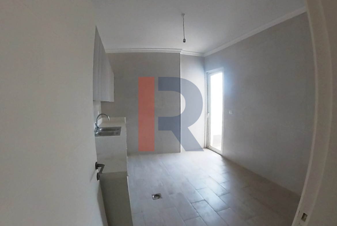 R9-4069 150m² 3-Bedroom Apartment for Rent in Bahsas Tripoli | Parking & Solar System — Photo 6 of 12