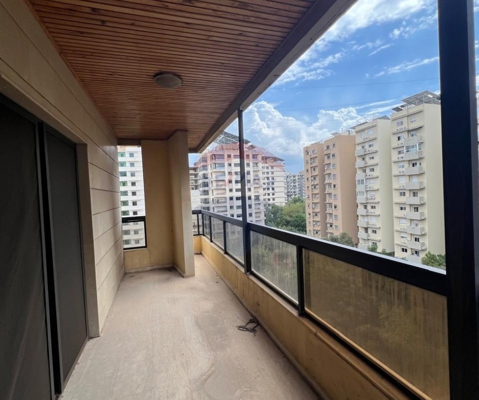 R9-4007 Luxury Apartment for Sale in Dam W Farez Tripoli | 170 m²شقة للبيع في الضم والفرز طرابلس | 170 م² — Photo 6 of 12