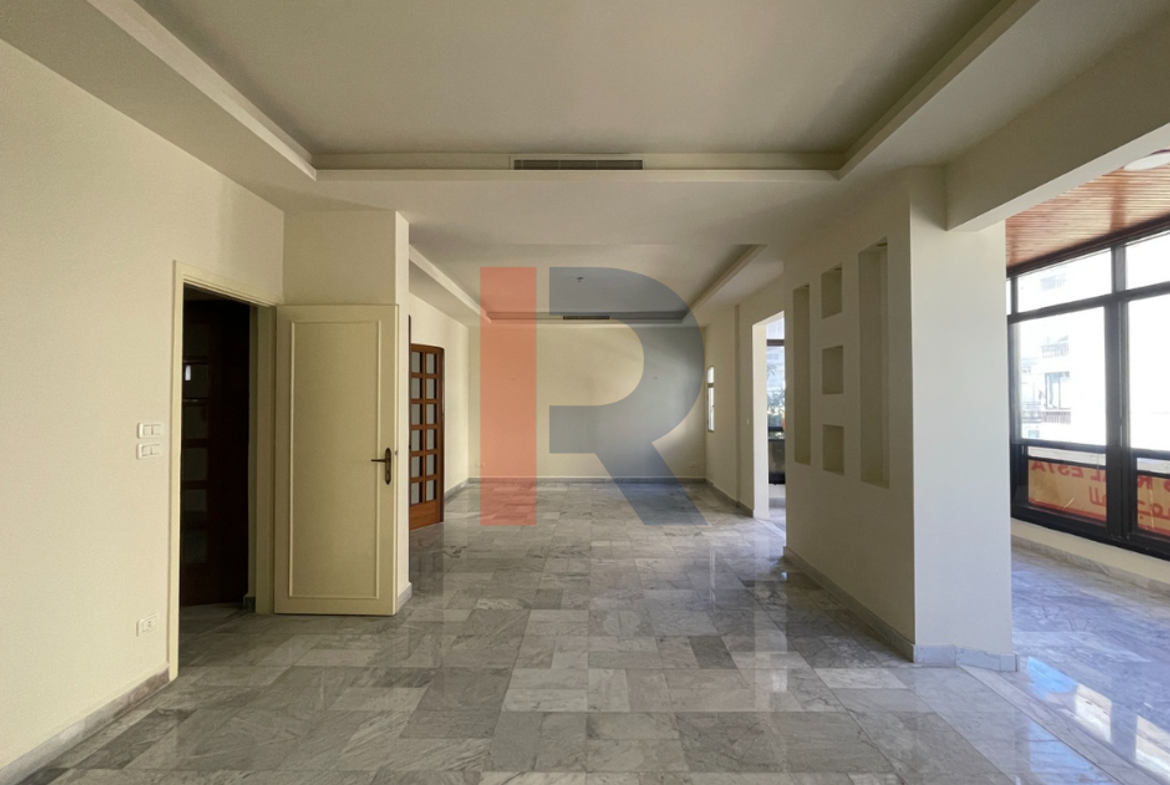 R9-4049 200m² 3-Bedroom Apartment for Sale in Maarad Tripoli — Photo 7 of 14