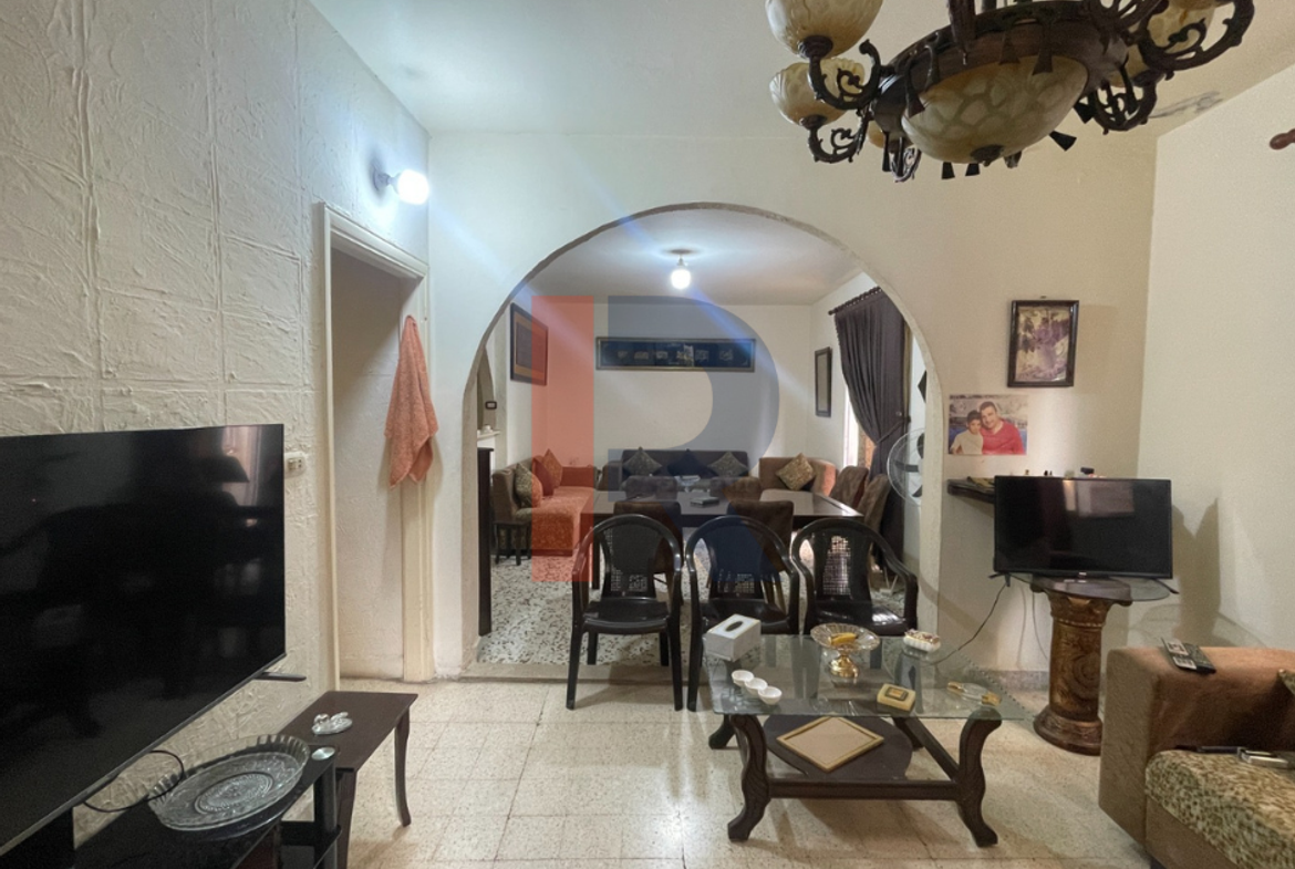 R9-4047 Apartment for Sale on Alameddine Street El Mina Tripoli | With Terrace — Photo 8 of 10