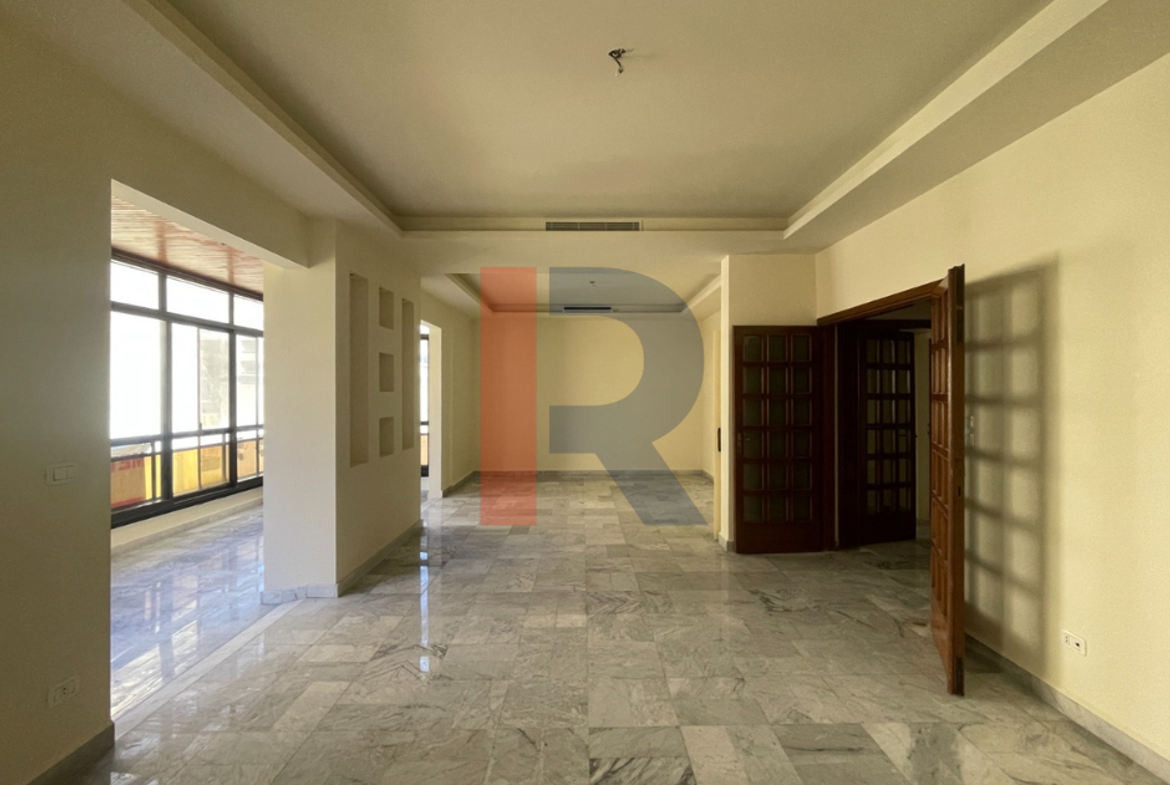 R9-4049 200m² 3-Bedroom Apartment for Sale in Maarad Tripoli — Photo 8 of 14