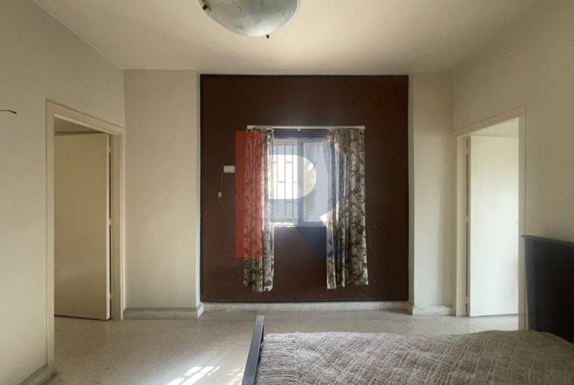 R-4032 مكتب تجاري 53م للبيع في البولفار طرابلس طابق اول مع مطبخ وموقف واسانسير — الصورة 9 من 9