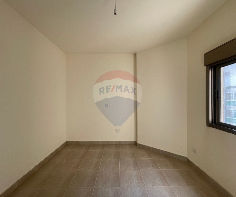 R9-3977شقة للبيع في الضم والفرز قرب طبارة طرابلس | 160 م² — الصورة 9 من 14